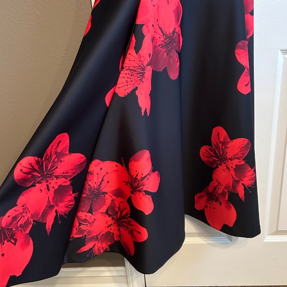 Calvin Klein Floral-Print Fit & Flare Dress - Picture 5 of 13